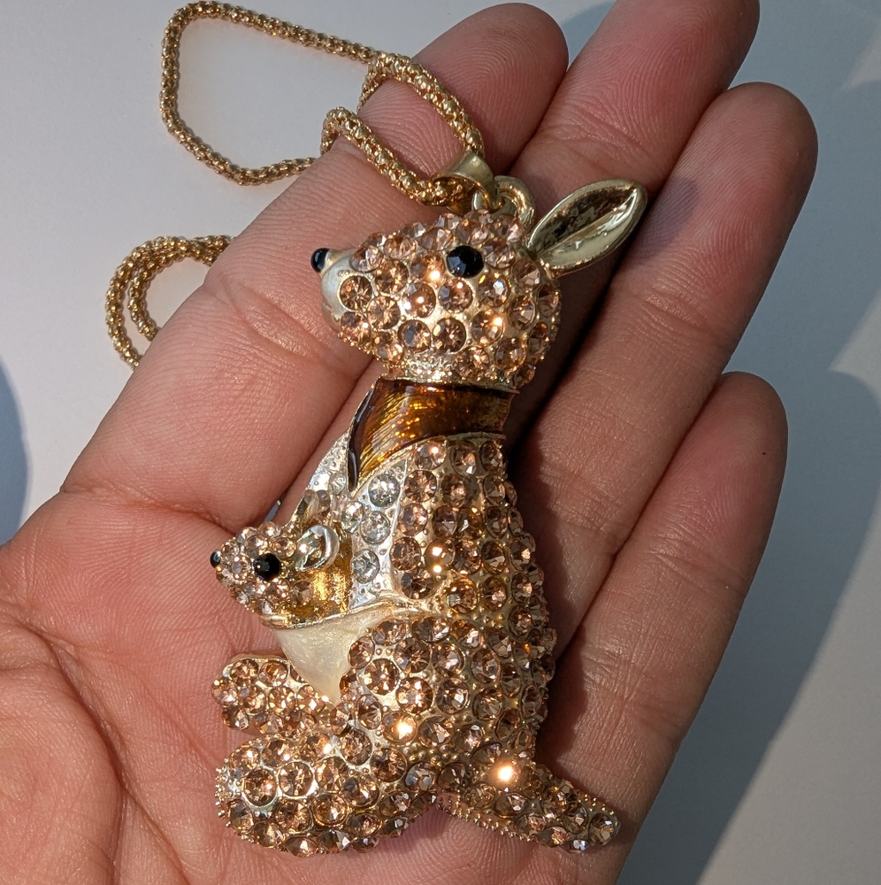 EVC CRYSTAL KANGAROO & JOEY NECKLACE